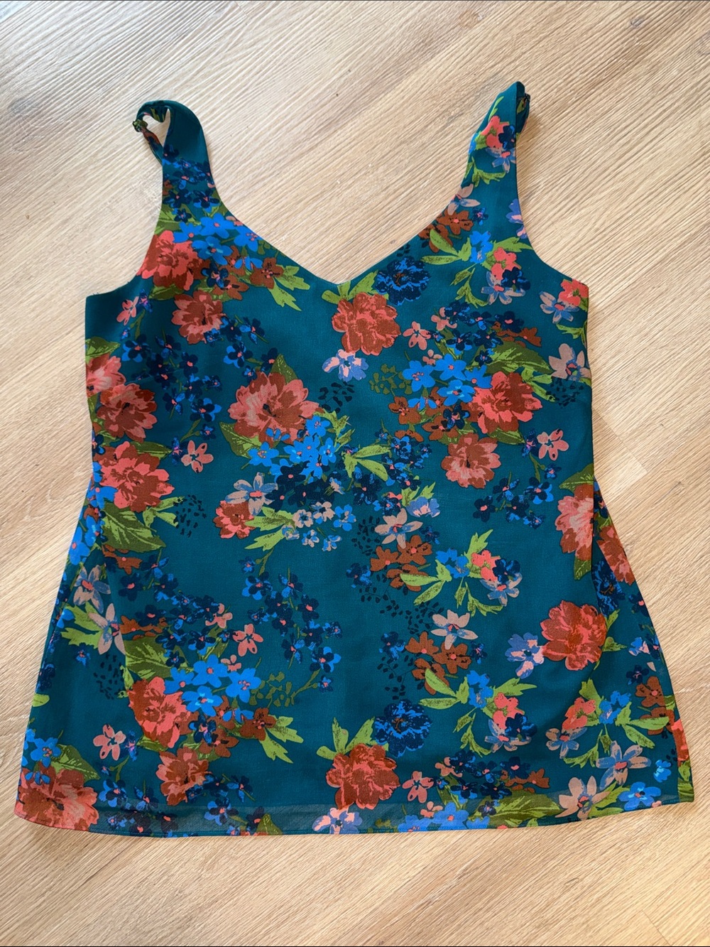 CABI Still Life Teal Floral V-Neck Camisole Tank Top Strap Flowy Blouse Shirt